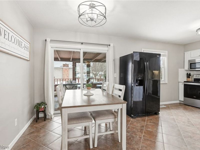 3212 Longwood Drive, Norton, OH 44203 Photo 8