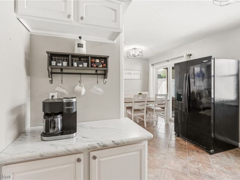 3212 Longwood Drive, Norton, OH 44203 Photo 9