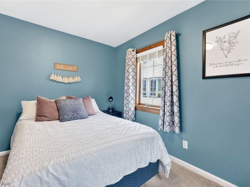 24024 E Oakland Road, Bay Village, OH 44140 Photo 16