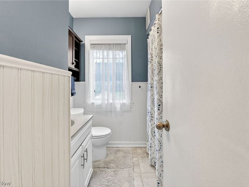 24024 E Oakland Road, Bay Village, OH 44140 Photo 19