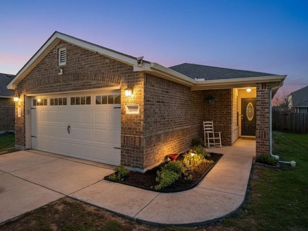 113 Mallard LN, Leander, TX 78641