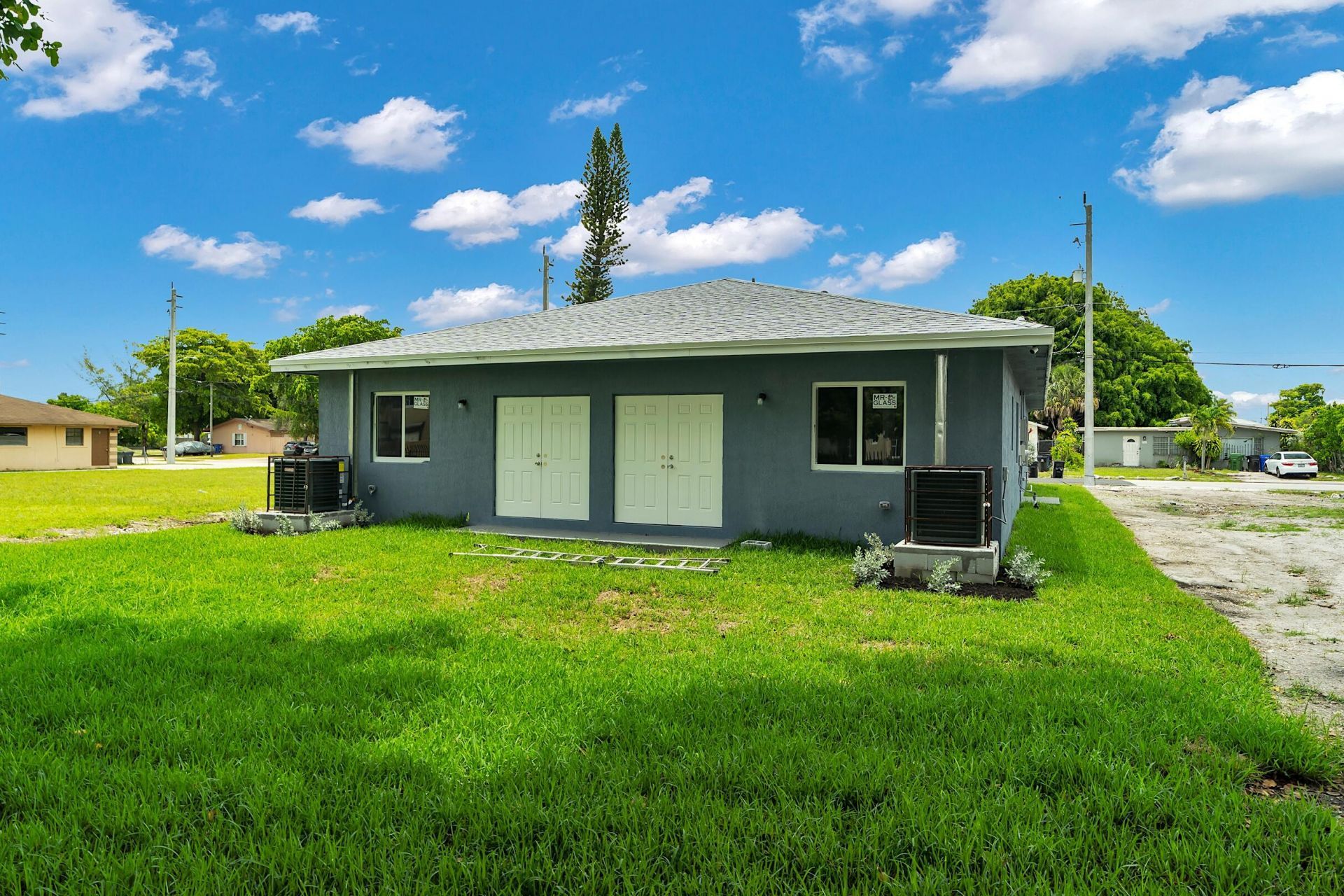 2451 NW 21st Street, Fort Lauderdale, FL 33311 Photo