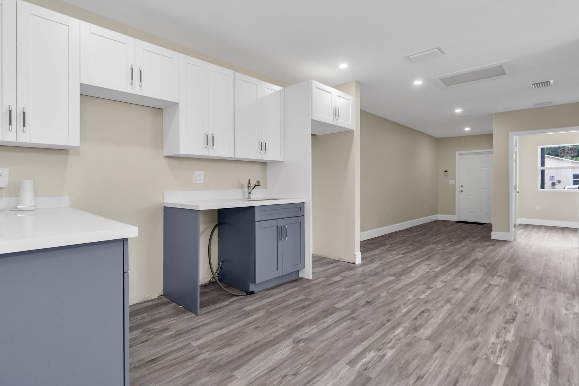 2451 NW 21st Street, Fort Lauderdale, FL 33311 Photo