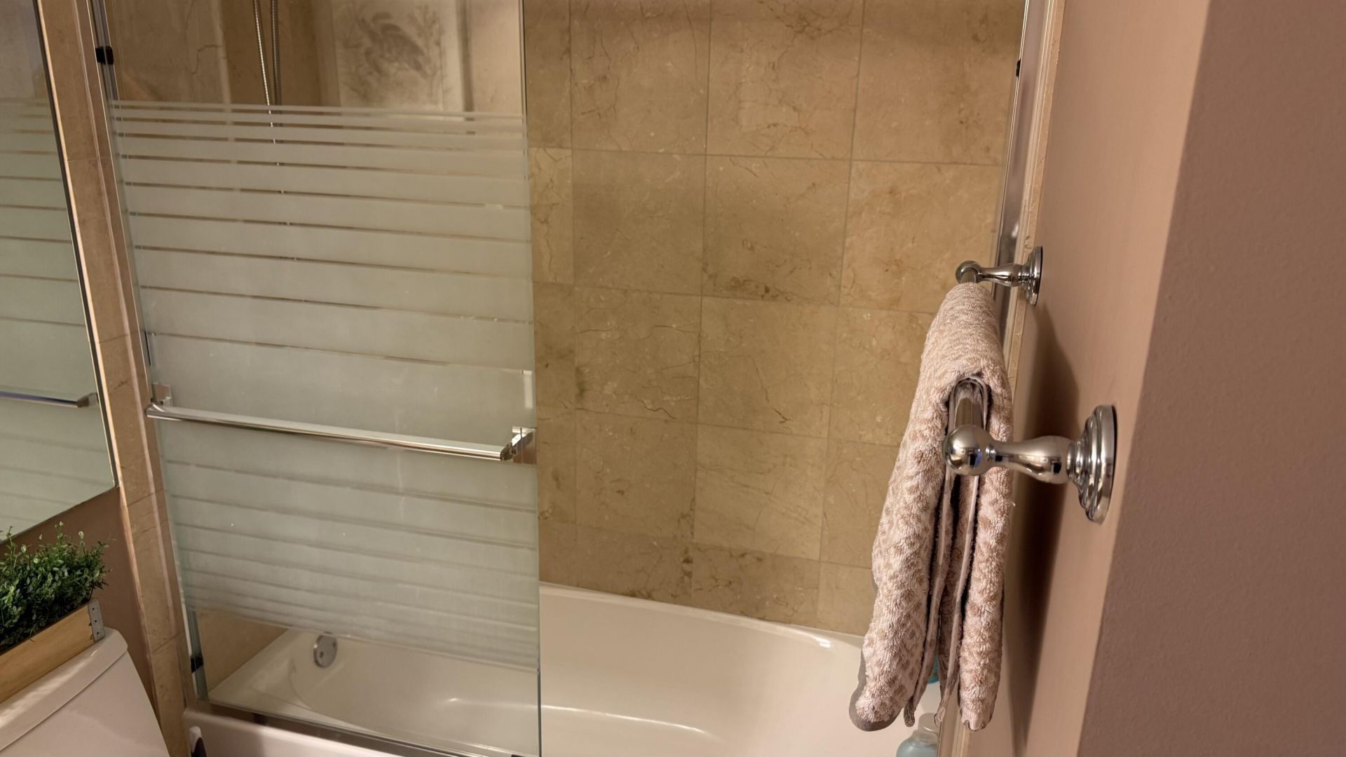 3200 N Ocean Boulevard, Unit 2105, Fort Lauderdale, FL 33308 Photo