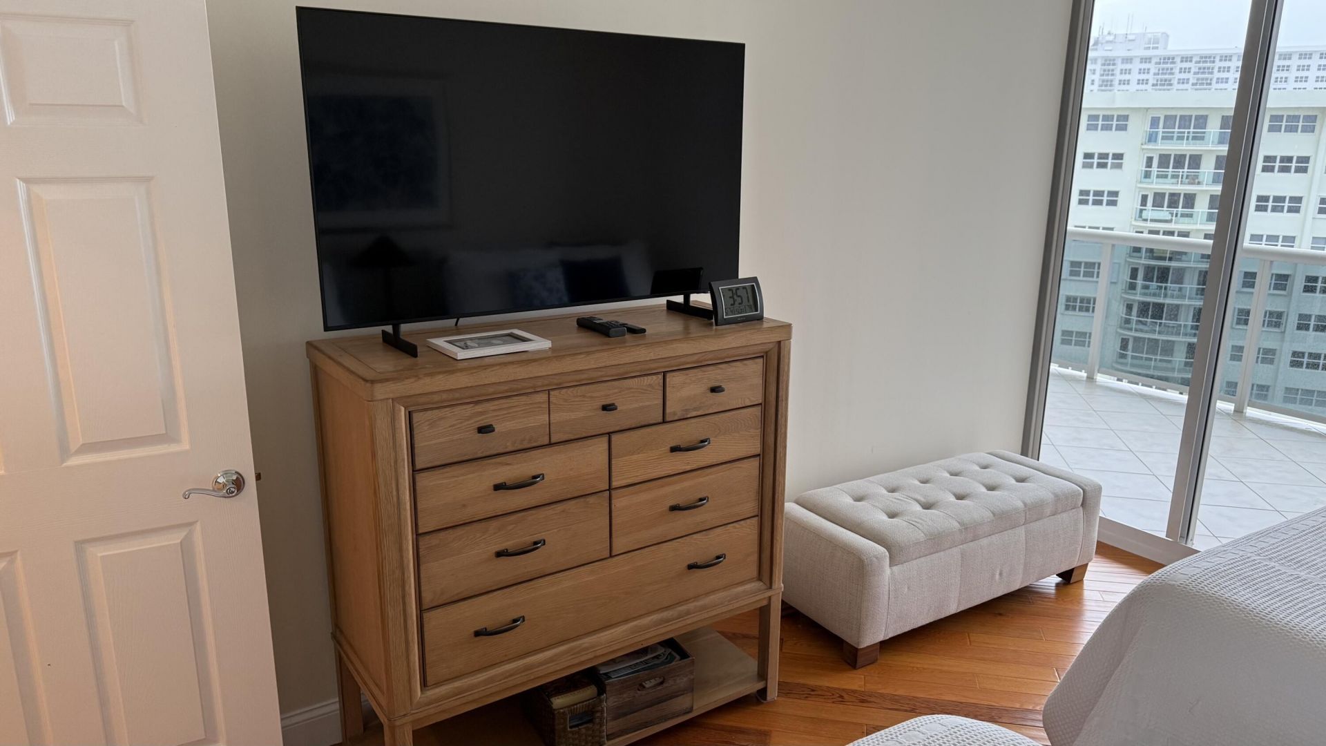 3200 N Ocean Boulevard, Unit 2105, Fort Lauderdale, FL 33308 Photo