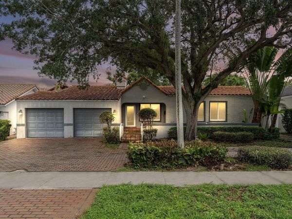 805 SE 10th Street, Fort Lauderdale, FL 33316