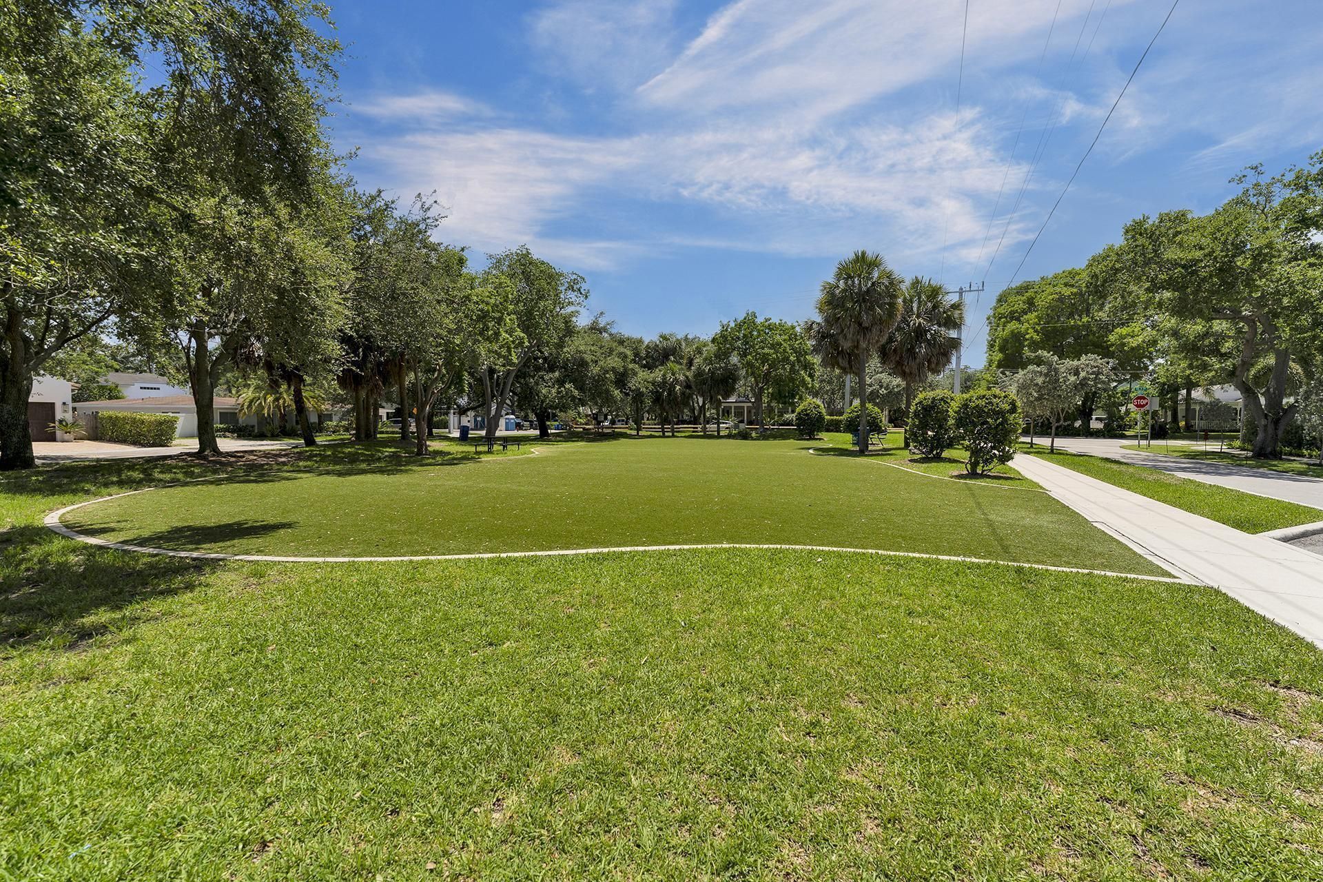 805 SE 10th Street, Fort Lauderdale, FL 33316 Photo