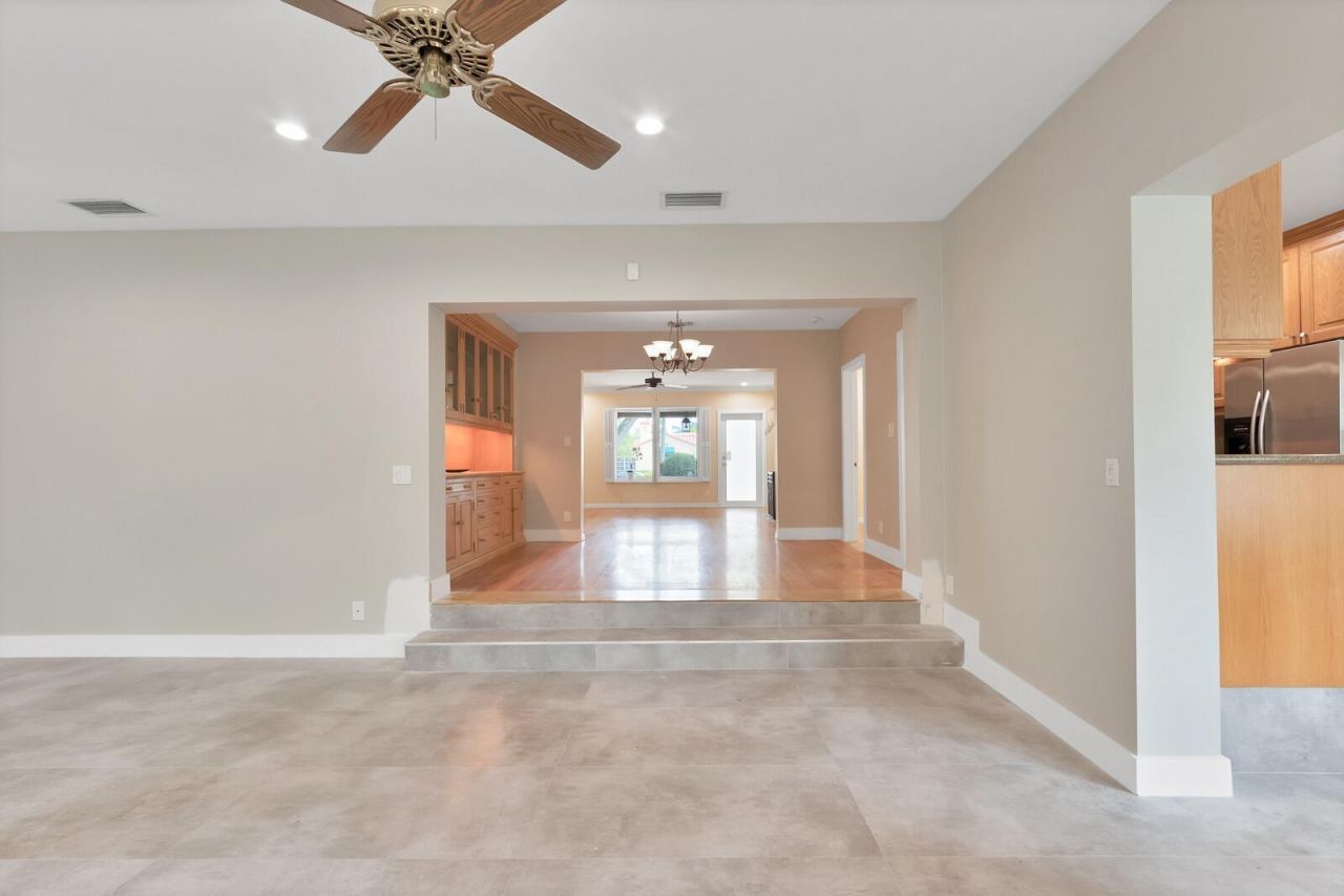 805 SE 10th Street, Fort Lauderdale, FL 33316 Photo