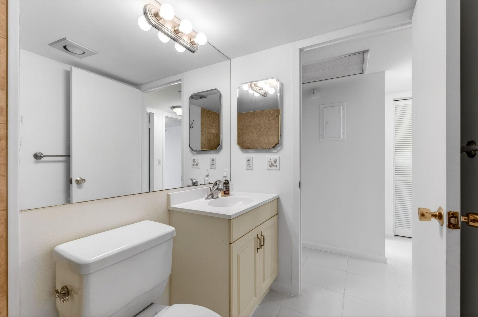 3010 Guildford A, Boca Raton, FL 33434 Photo