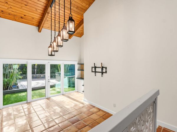 228 NE 16th Terrace, Fort Lauderdale, FL 33301