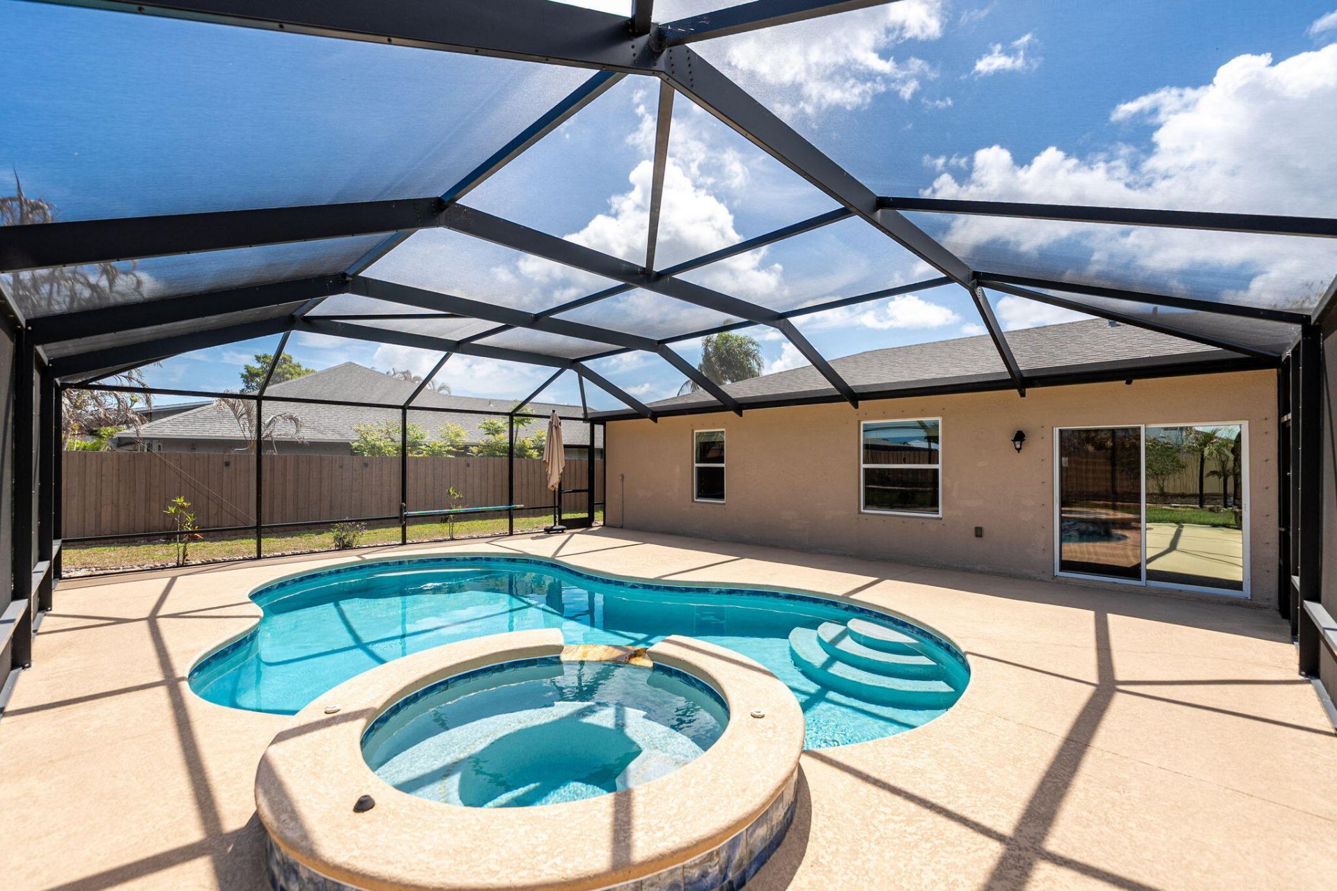 2350 SE Calcutta Circle, Port Saint Lucie, FL 34952 Photo