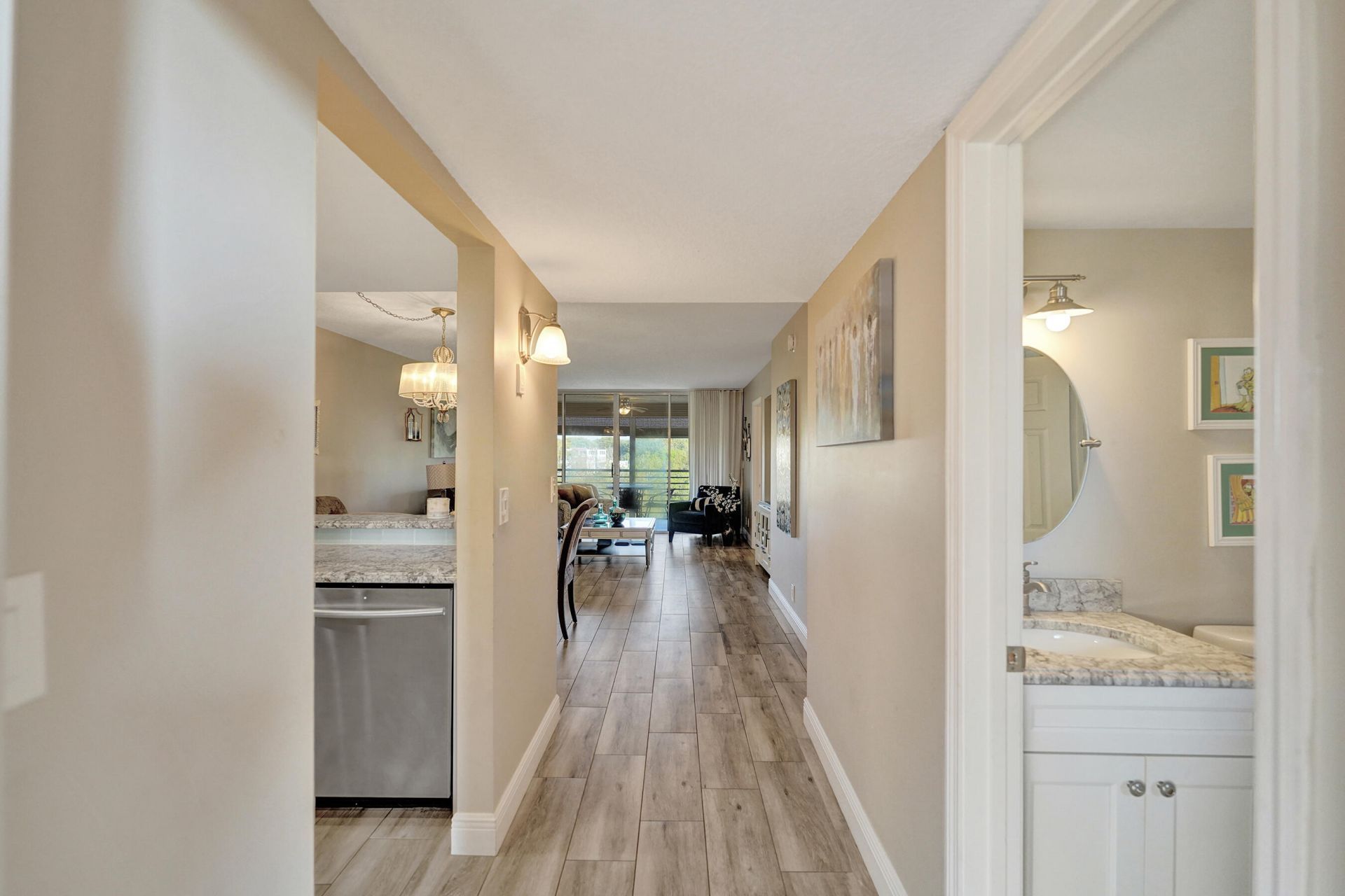 9501 Seagrape Drive, Unit 404, Davie, FL 33324 Photo