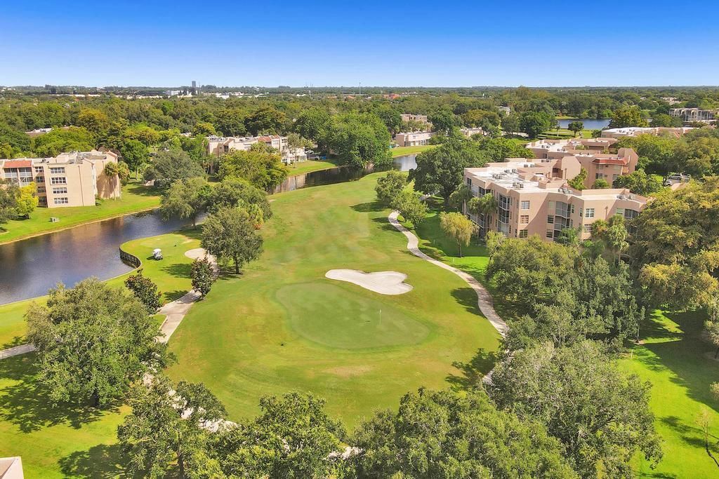 9501 Seagrape Drive, Unit 404, Davie, FL 33324 Photo