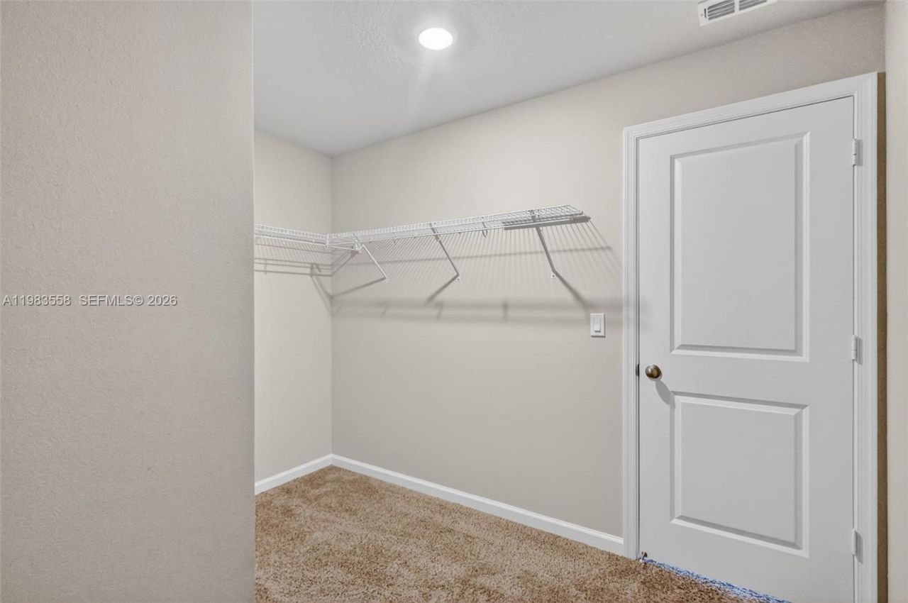 5610 SE Edgewater Cir , Stuart, FL 34997 Photo