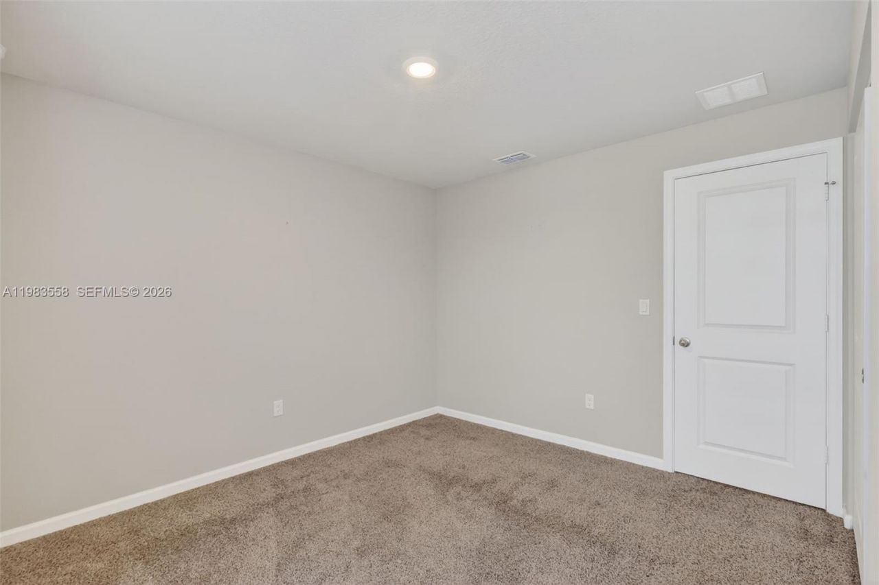 5610 SE Edgewater Cir , Stuart, FL 34997 Photo