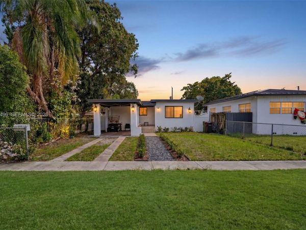 440 E 37th St, Hialeah, FL 33013