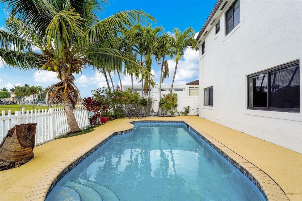 22542 SW 103rd Ct , Cutler Bay, FL 33190 Photo