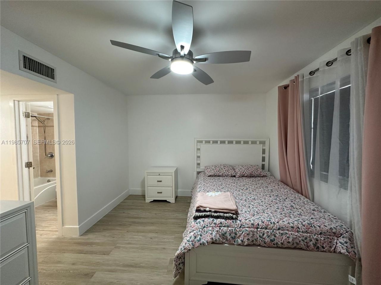 10900 SW 104th St, Unit 322, Miami, FL 33176 Photo