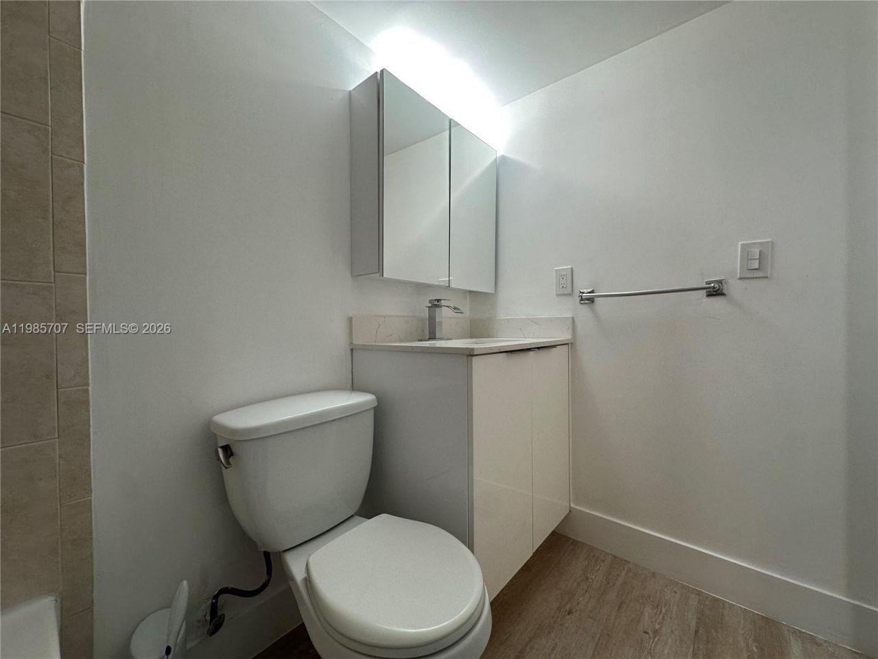 10900 SW 104th St, Unit 322, Miami, FL 33176 Photo