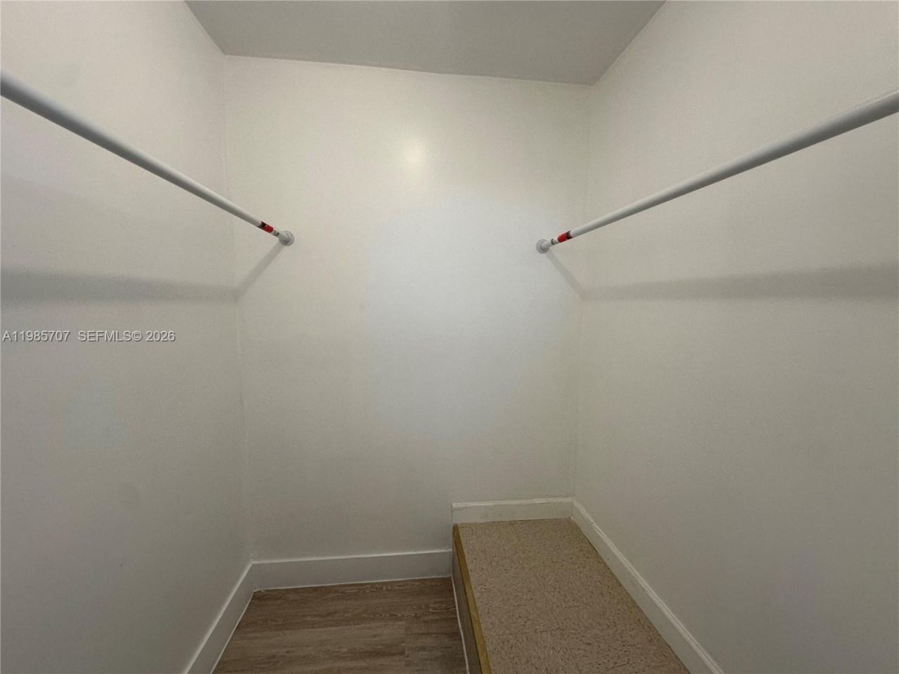 10900 SW 104th St, Unit 322, Miami, FL 33176 Photo
