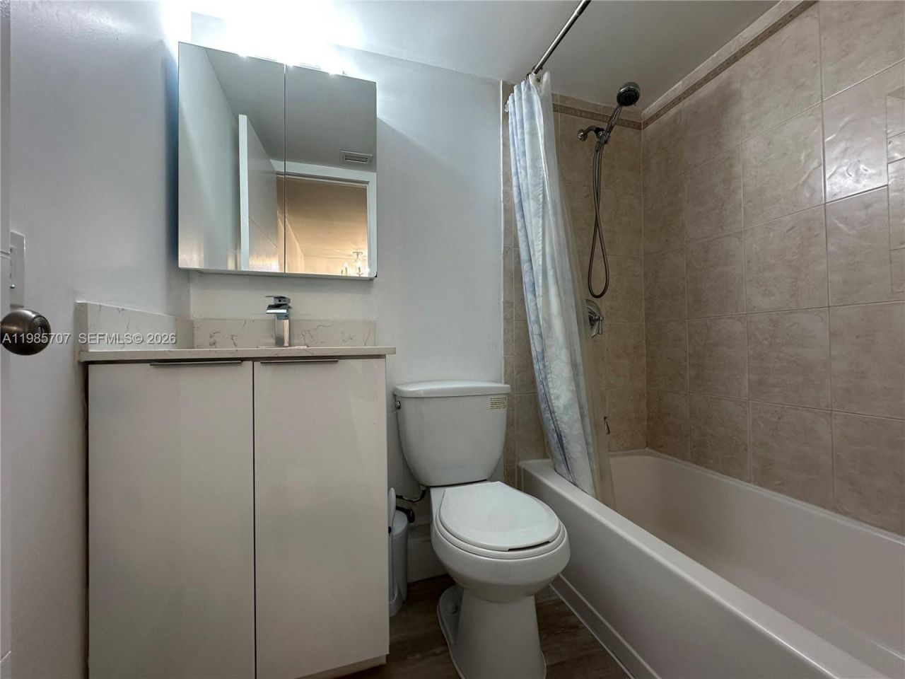 10900 SW 104th St, Unit 322, Miami, FL 33176 Photo