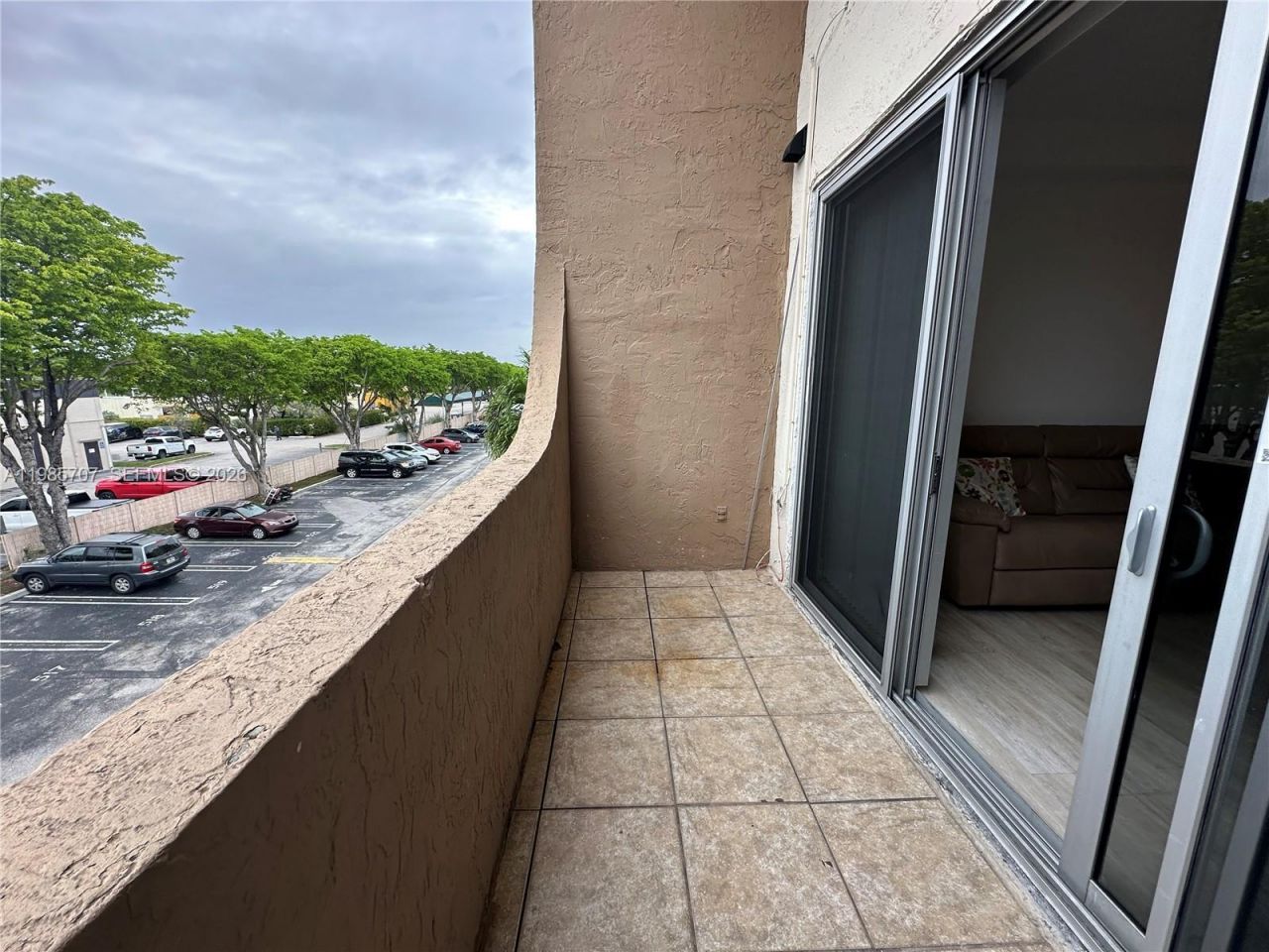 10900 SW 104th St, Unit 322, Miami, FL 33176 Photo