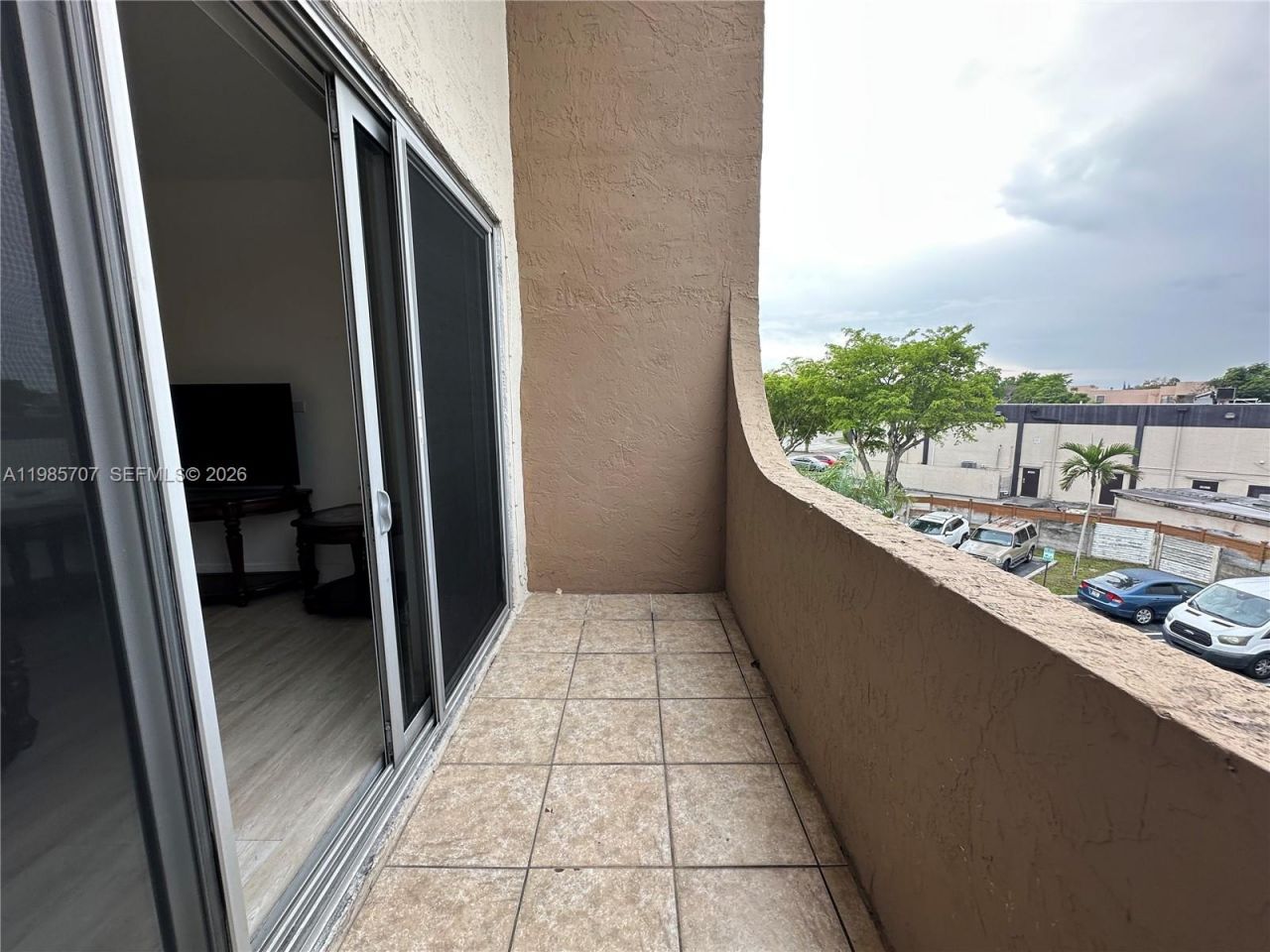 10900 SW 104th St, Unit 322, Miami, FL 33176 Photo