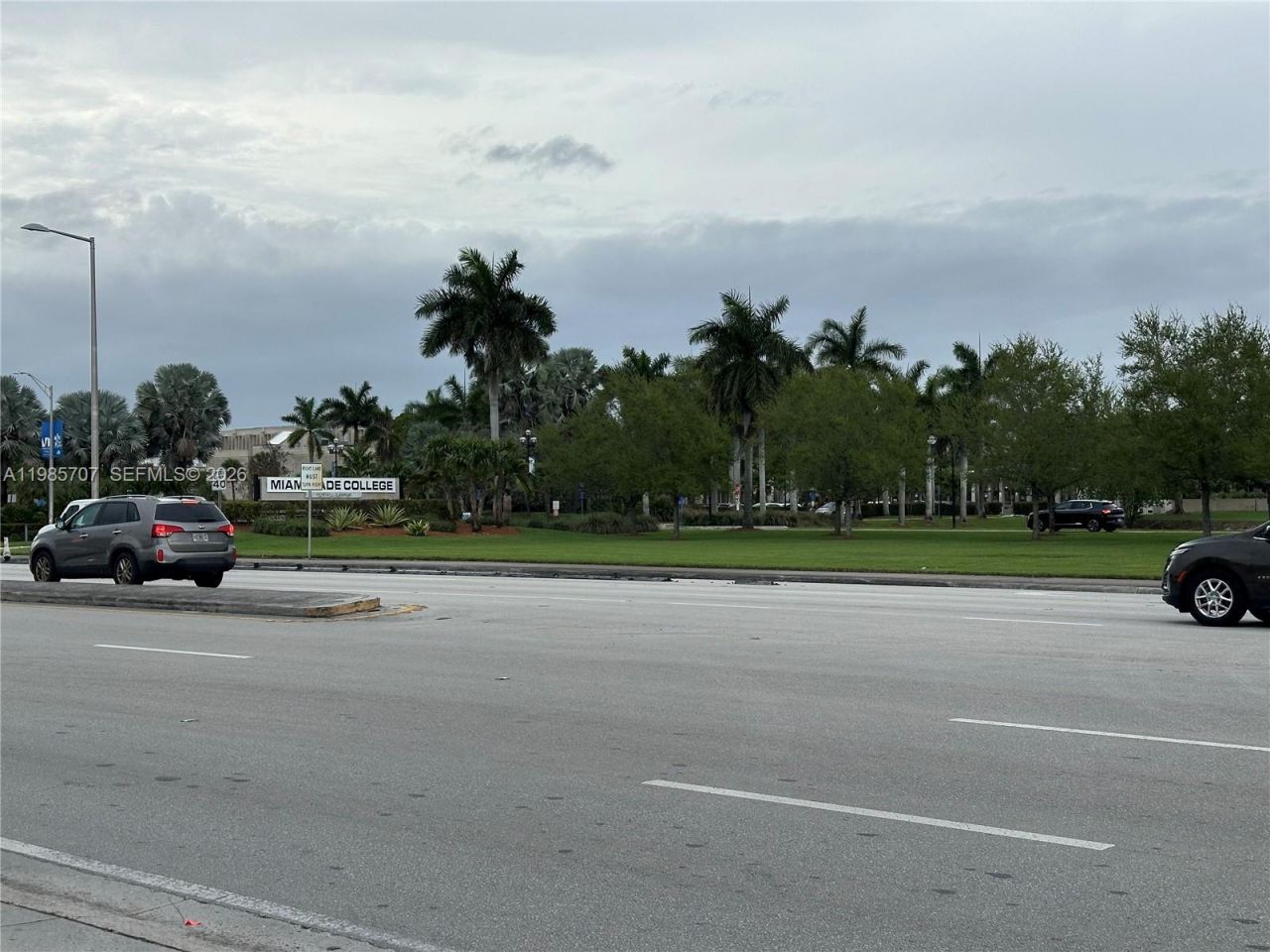 10900 SW 104th St, Unit 322, Miami, FL 33176 Photo