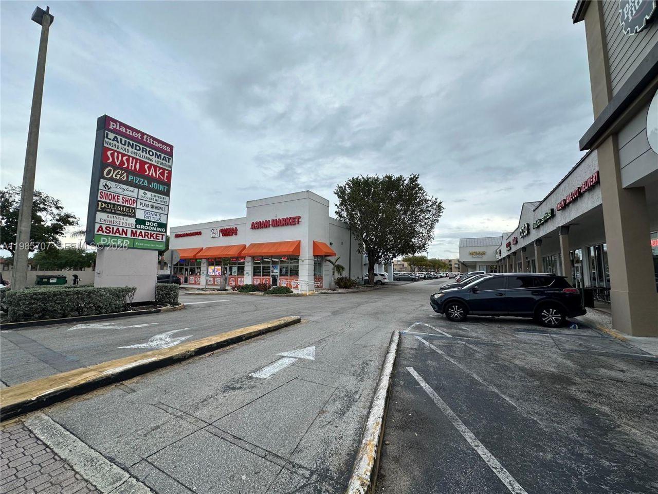 10900 SW 104th St, Unit 322, Miami, FL 33176 Photo