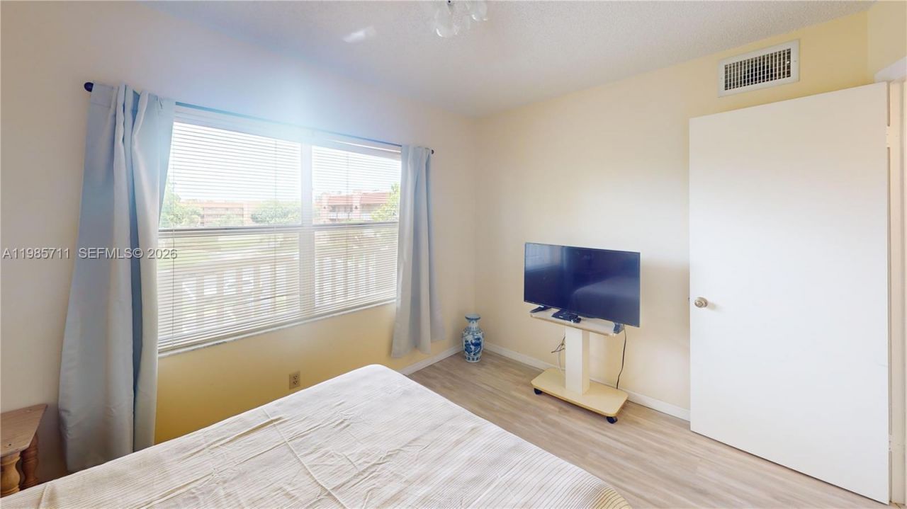 9621 Sunrise Lakes Blvd , Unit 302, Sunrise, FL 33322 Photo