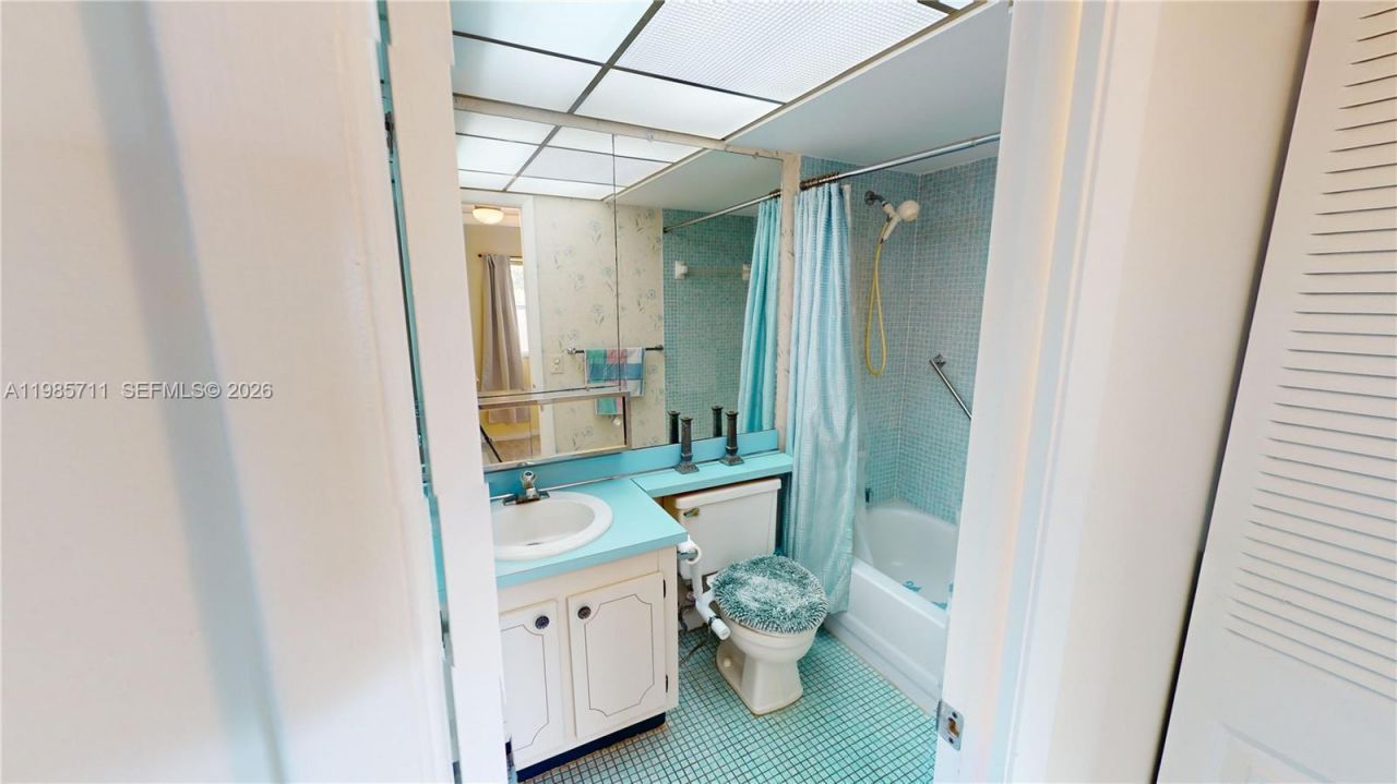 9621 Sunrise Lakes Blvd , Unit 302, Sunrise, FL 33322 Photo