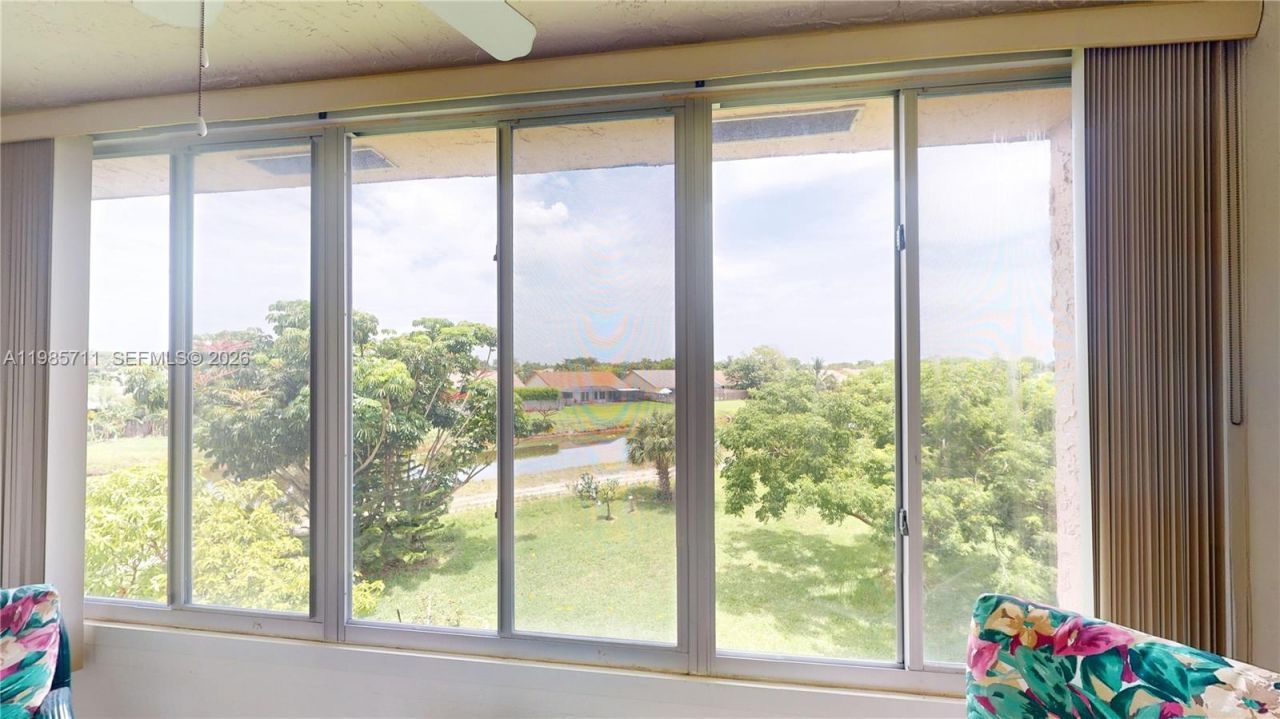 9621 Sunrise Lakes Blvd , Unit 302, Sunrise, FL 33322 Photo