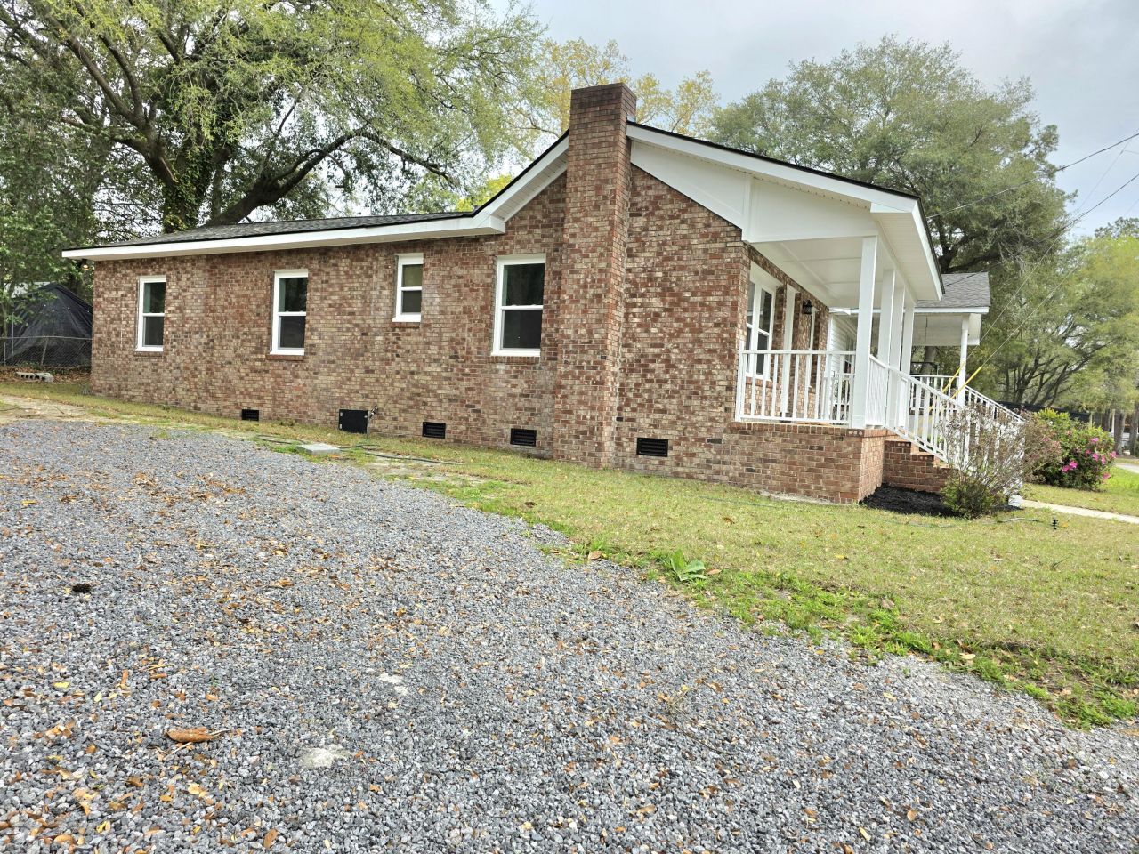 106 Graham Lane Photo 7