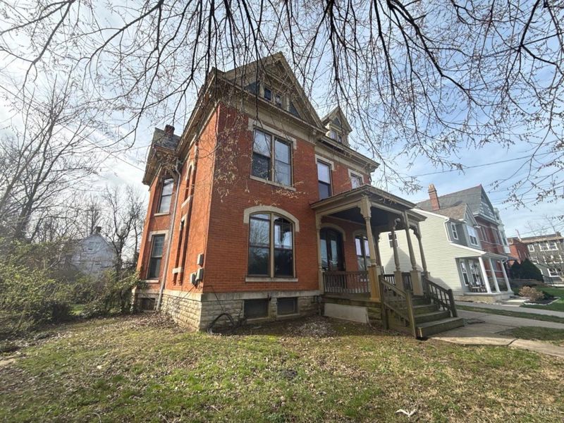 1815 Kinney Avenue, Cincinnati, OH 45207 Photo 3