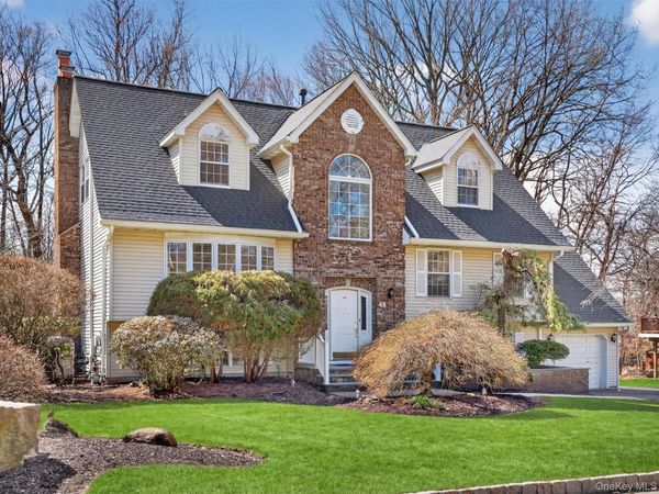 45 Maplewood Boulevard , Suffern, NY 10901