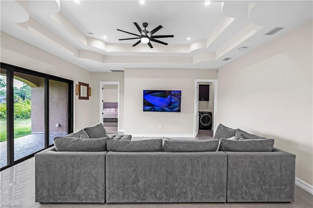 1105 James Ave, Lehigh Acres, FL 33936 Photo