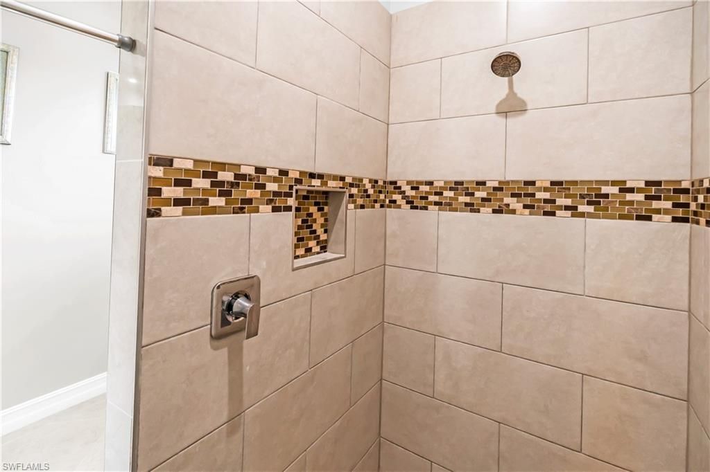 1105 James Ave, Lehigh Acres, FL 33936 Photo