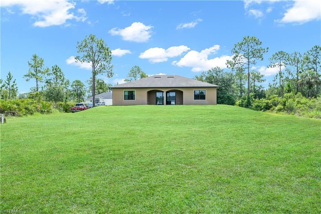 1105 James Ave, Lehigh Acres, FL 33936 Photo