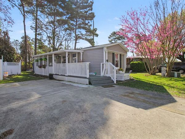 930 Foxfire Dr. , North Myrtle Beach, SC 29582