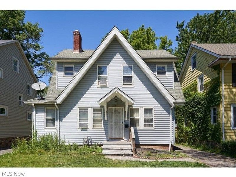 941 Dresden Road, Cleveland Heights, OH 44112 Photo 1
