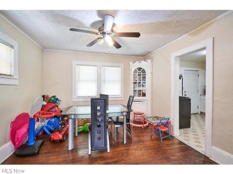 941 Dresden Road, Cleveland Heights, OH 44112 Photo 6