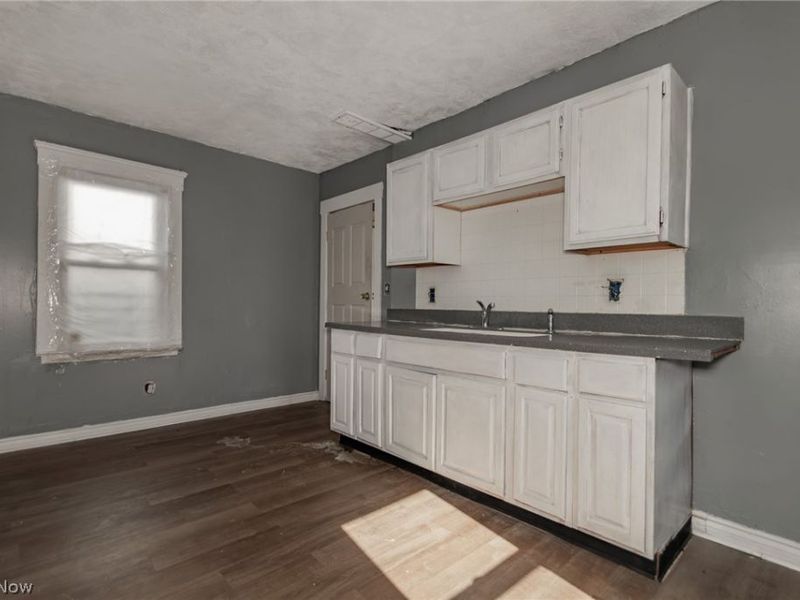 3651 E 103rd Street , Cleveland, OH 44105 Photo 10