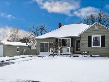 606 Roxford Rd S, Syracuse, NY 13208