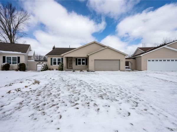 13 Alexander Parkway, North Tonawanda, NY 14120