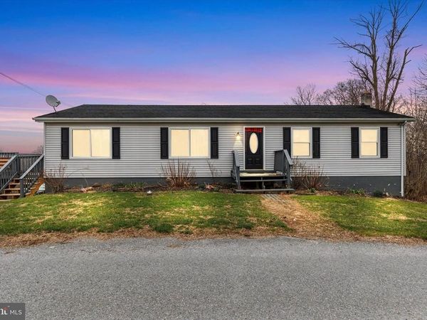 69 CONEWAGO ALLEY , YORK HAVEN, PA 17370