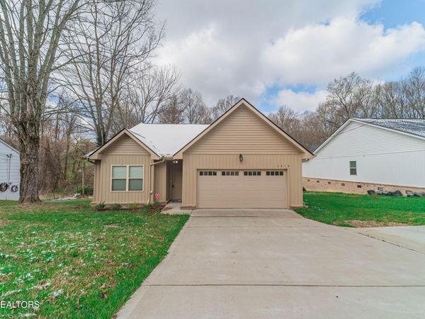 4819 McCloud Rd, Knoxville, TN 37938