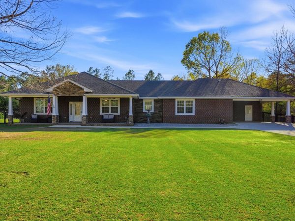 2439 Wallace Lake Road, Pace, FL 32571