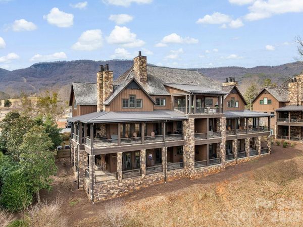 305 Clubhouse Lane , Unit B-301, Mill Spring, NC 28756