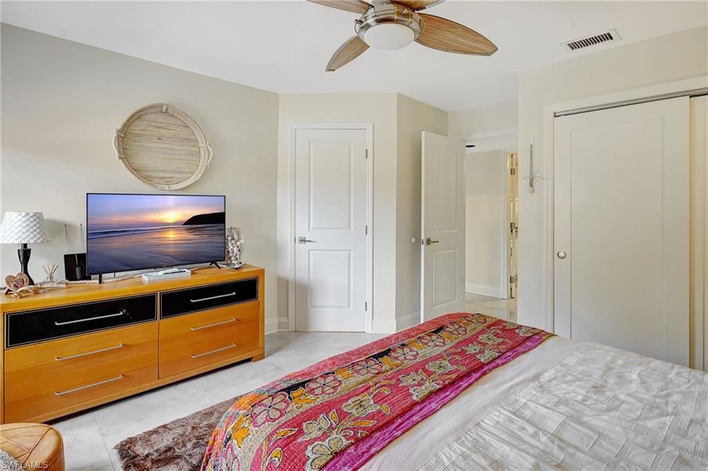 7235 Lake Dr, Fort Myers, FL 33908 Photo