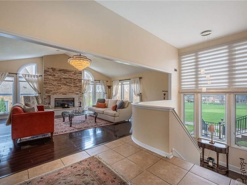 130 Heatherwoode Circle, Springboro, OH 45066 Photo 12